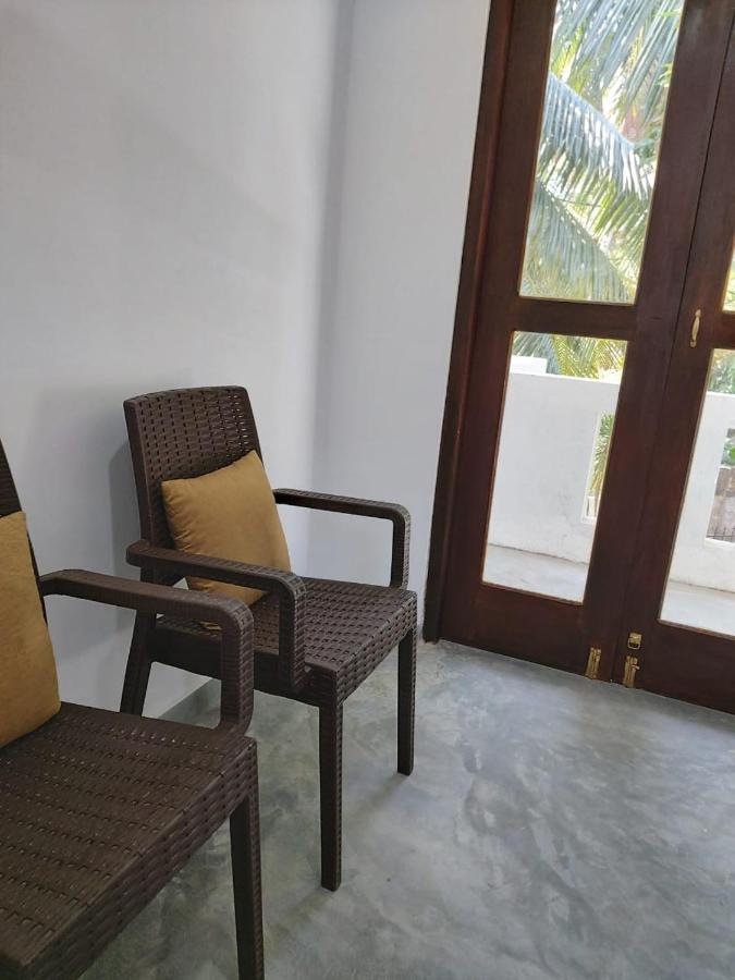 Anusha Apartment 15 Homestay Galle Bagian luar foto