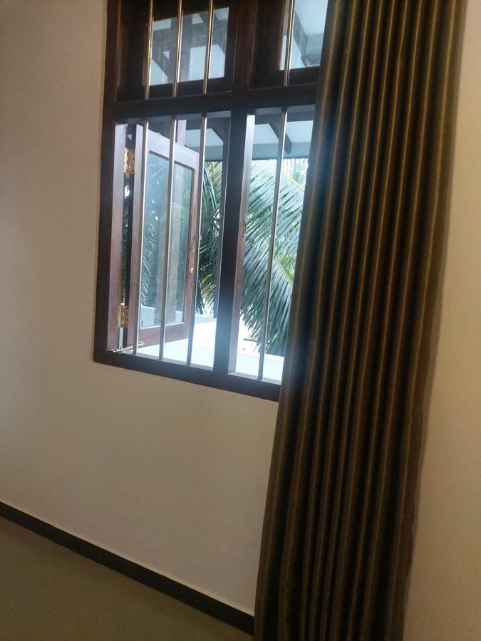 Anusha Apartment 15 Homestay Galle Bagian luar foto