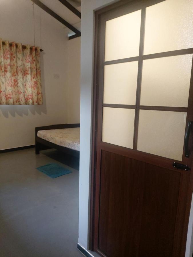 Anusha Apartment 15 Homestay Galle Bagian luar foto