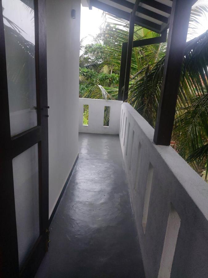 Anusha Apartment 15 Homestay Galle Bagian luar foto