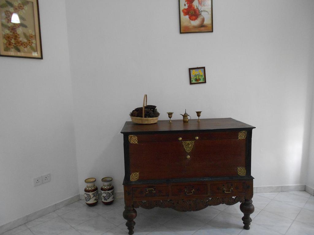 Anusha Apartment 15 Homestay Galle Bagian luar foto