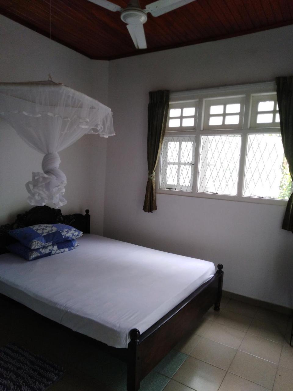 Anusha Apartment 15 Homestay Galle Bagian luar foto
