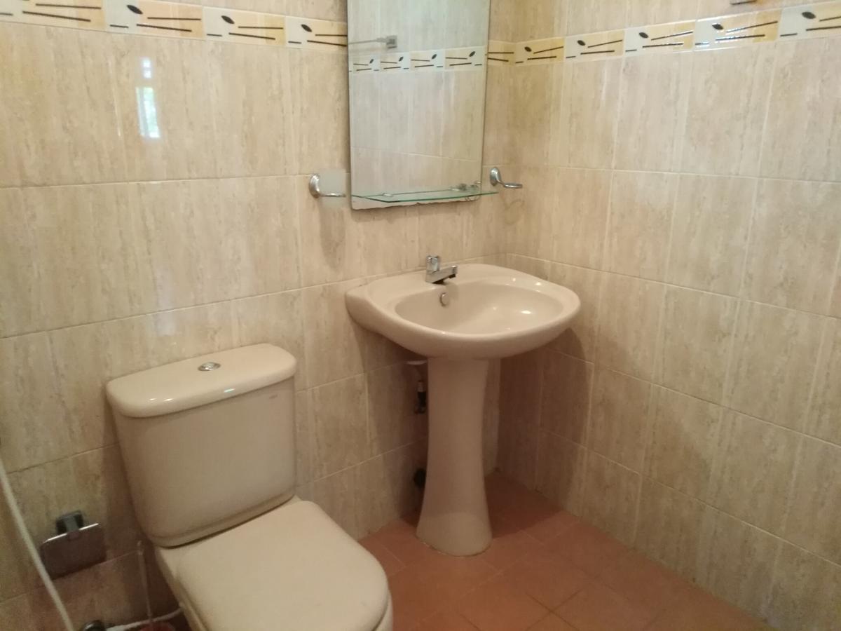 Anusha Apartment 15 Homestay Galle Bagian luar foto